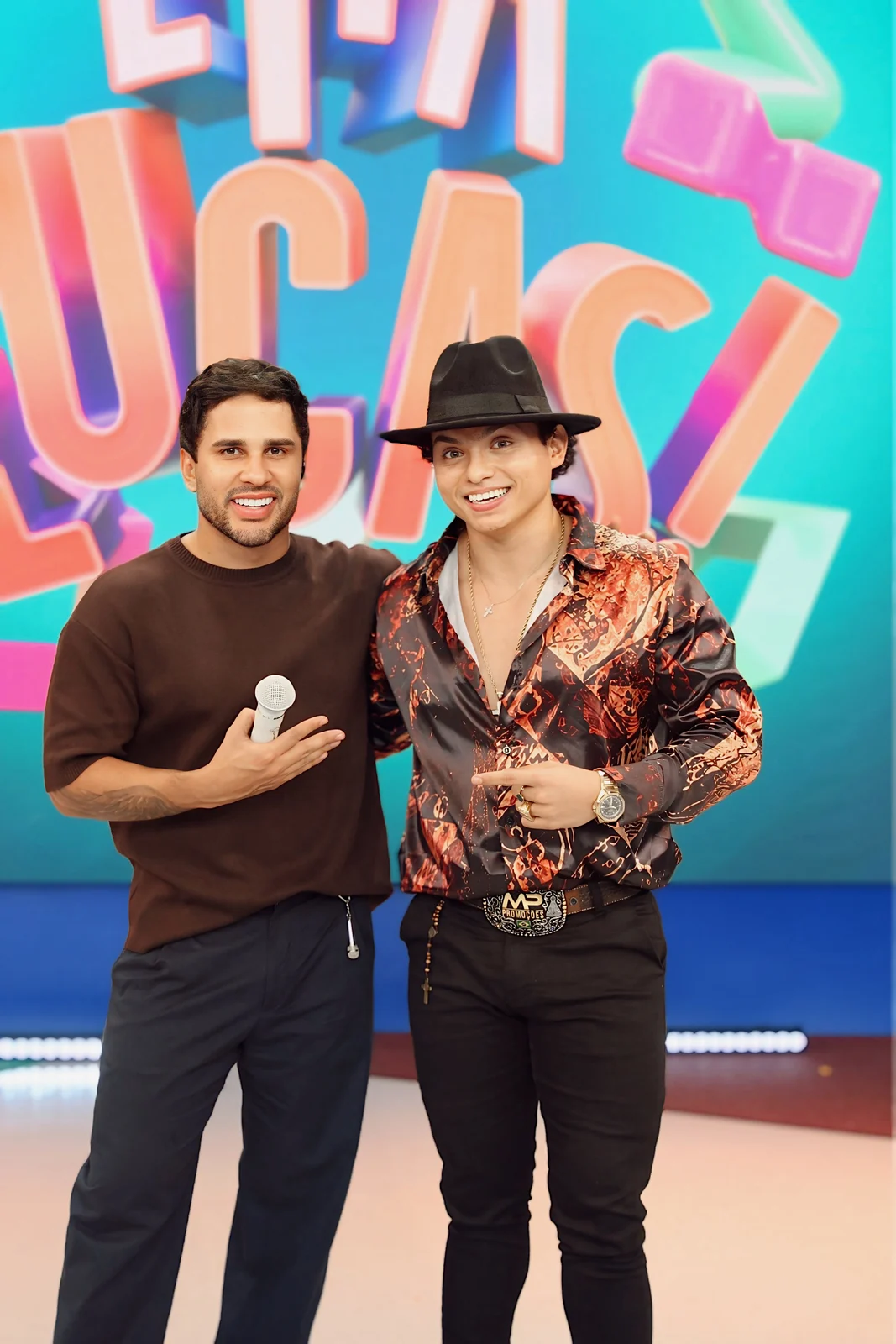 Filho do Piseiro expõe dores da fama a Lucas Guimarães no SBT 2 Filho do Piseiro expõe dores da fama a Lucas Guimarães no SBT