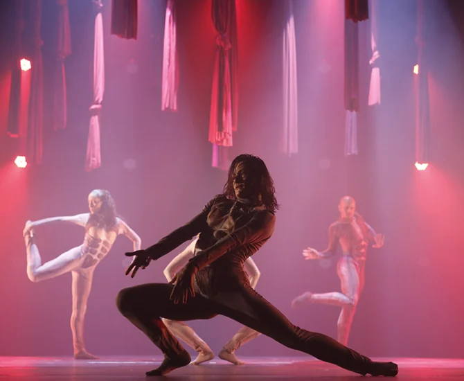 Focus Cia de Dança une Ney Matogrosso e Bosch em palco de Uberlândia