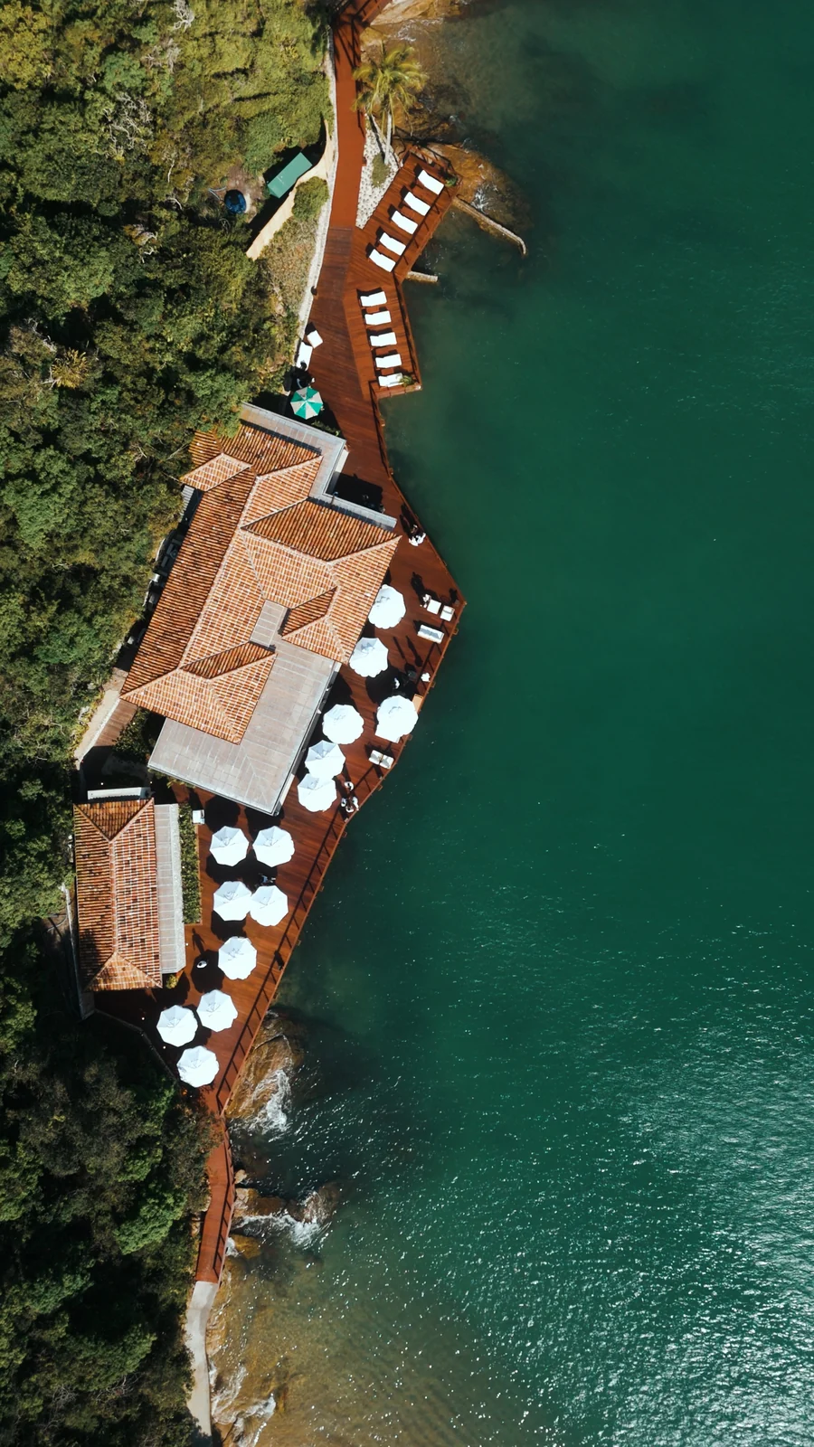 Ilha que recebeu Madonna em Búzios renasce como clube exclusivo