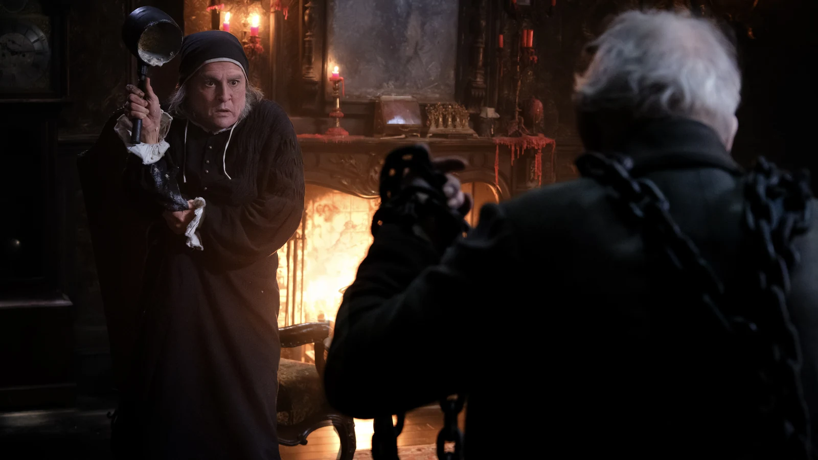 johnny depp surge irreconhecivel em ebenezer e os fantasmas do natal featured