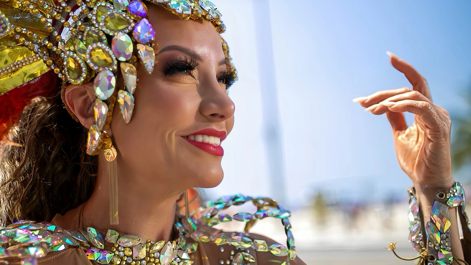karina lamarr fara estreia como rainha da unidos de bangu na sapucai featured