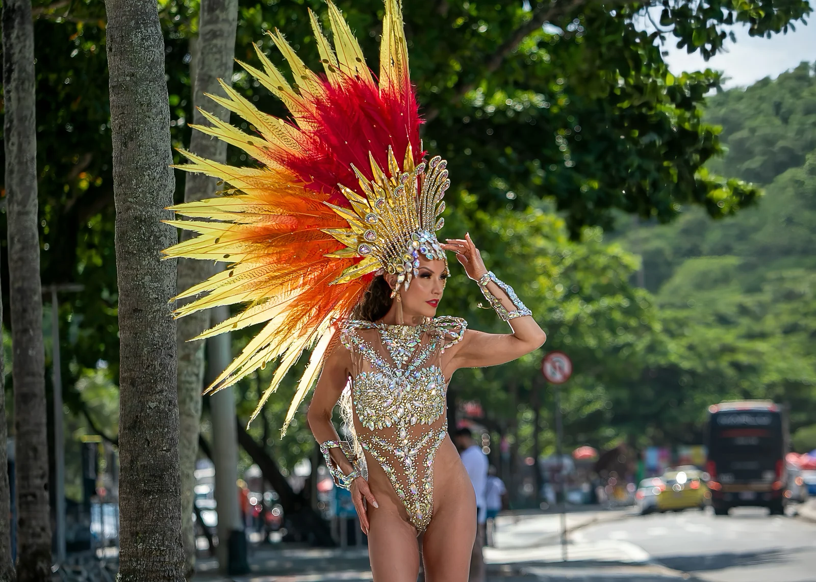 Karina Lamarr fará estreia como rainha da Unidos de Bangu na Sapucaí