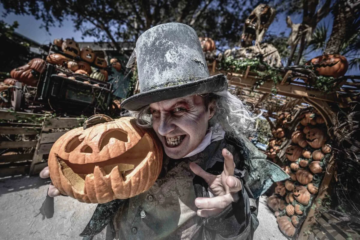 Kissimmee aposta em Halloween fora dos parques com pântanos e festas