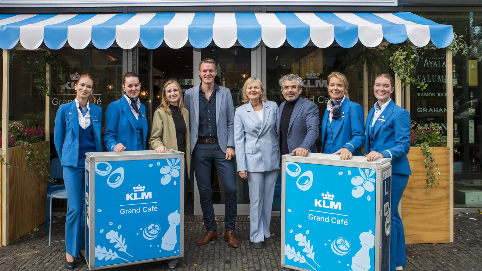 klm cria cafe temporario em amsterda com degustacao de novo menu featured