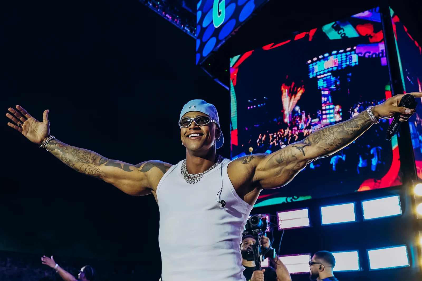 Léo Santana retorna ao Rio com palco 360 graus no projeto paGGodin