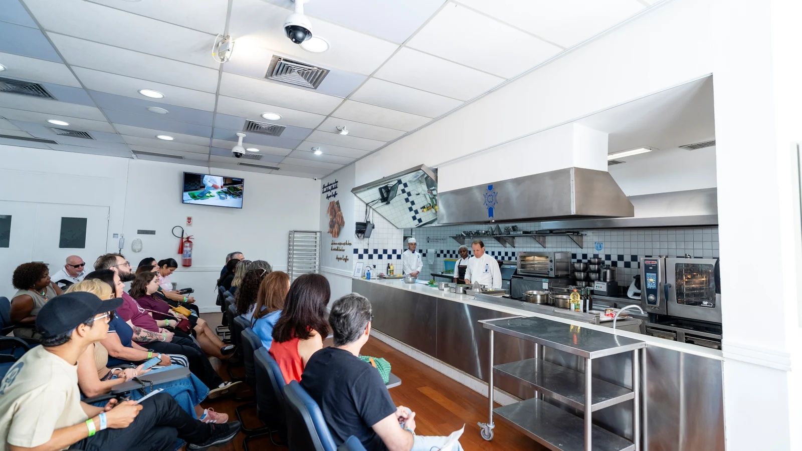 Maior escola de gastronomia do mundo abre cozinhas ao público no Rio maior escola de gastronomia do mundo abre cozinhas ao publico no rio featured
