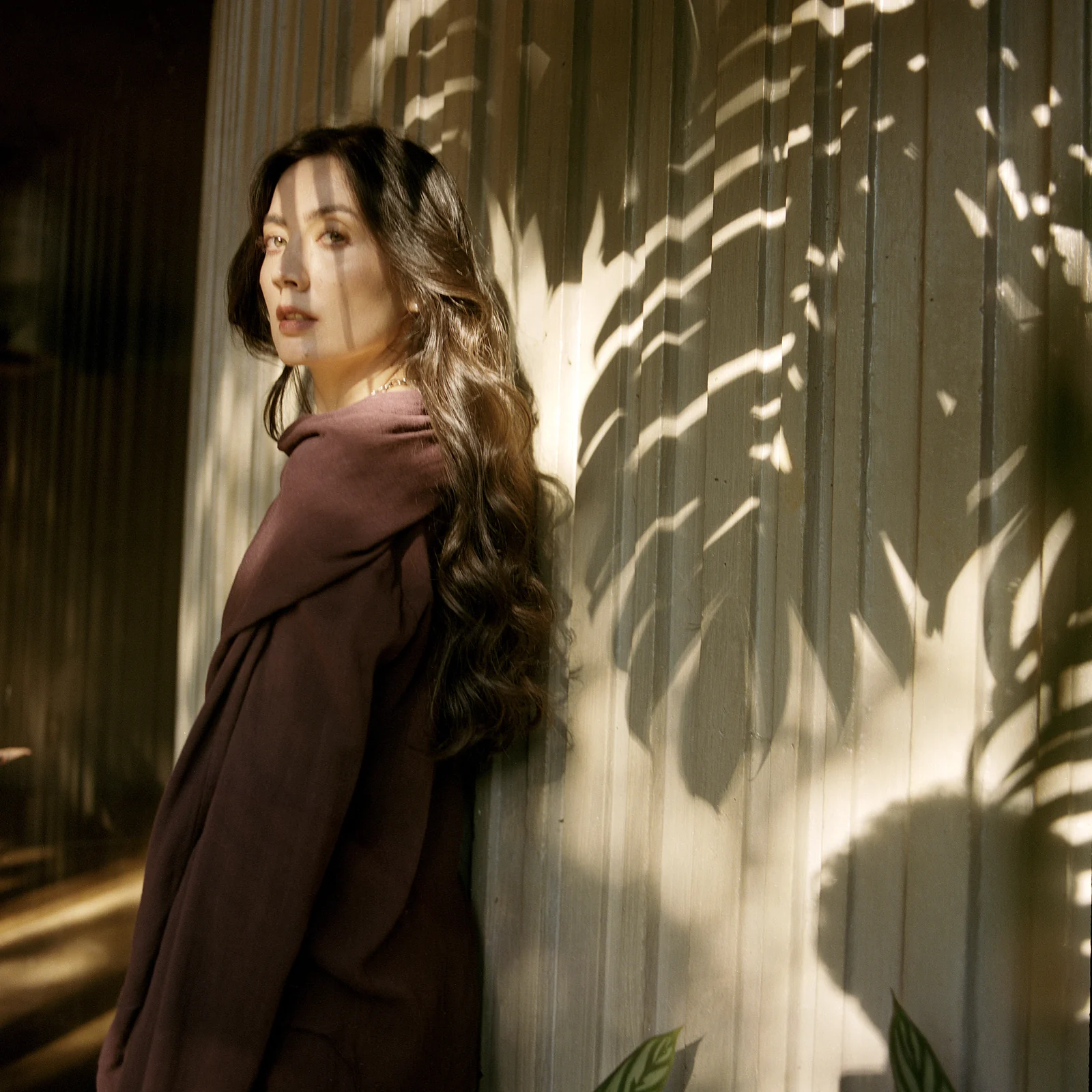 Mariana Matsui conecta Brasil e Japão em álbum com lendas da música