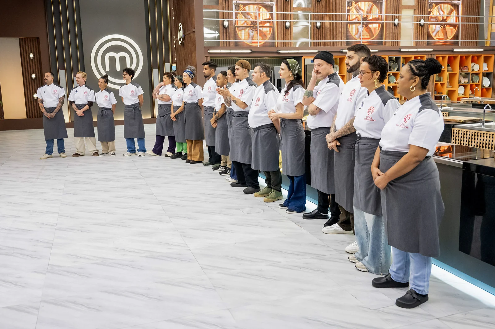 MasterChef Profissionais desafia chefs com nhoque suflê e releitura de PF