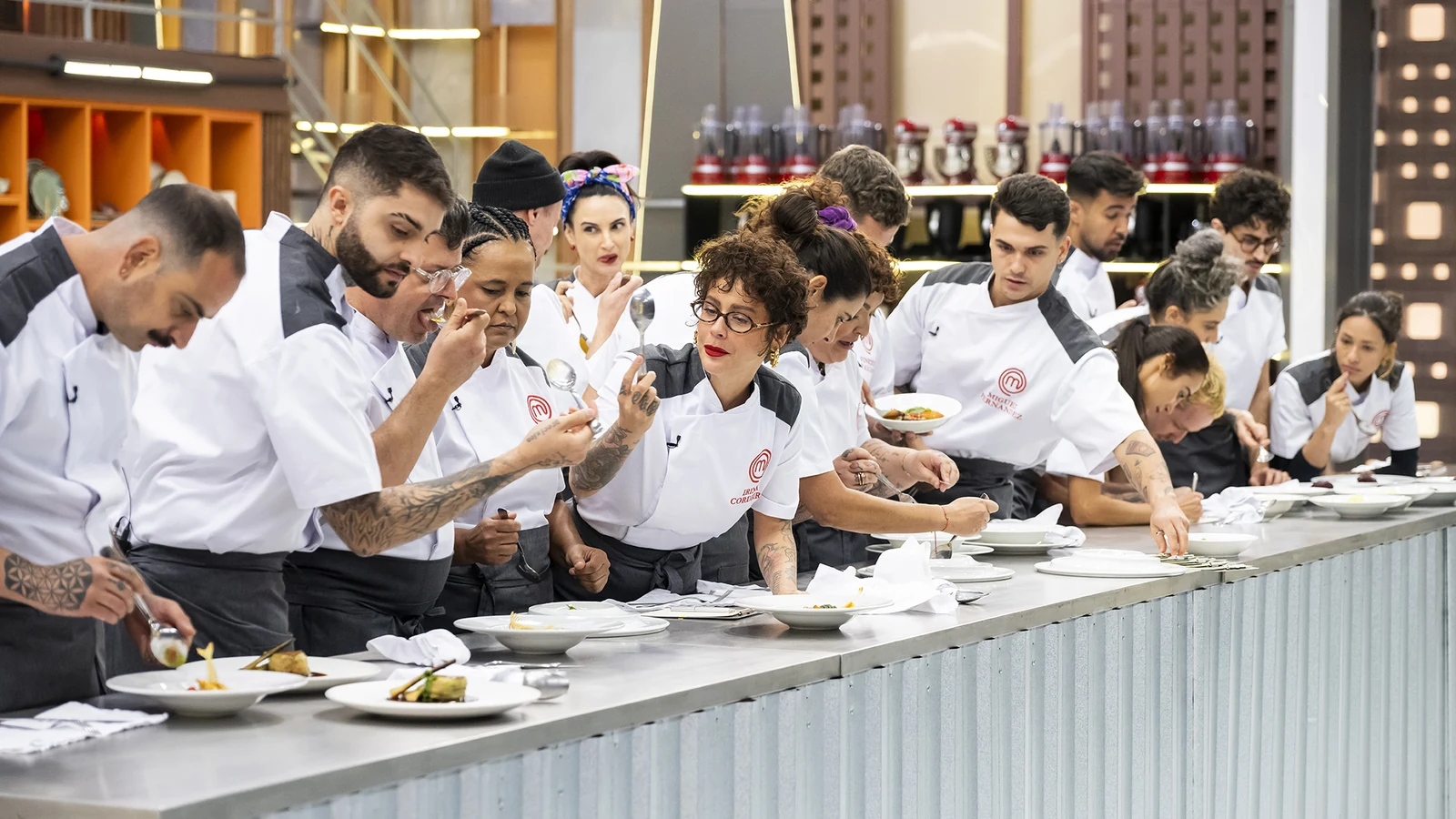 masterchef profissionais volta com guerra entre ex participantes featured