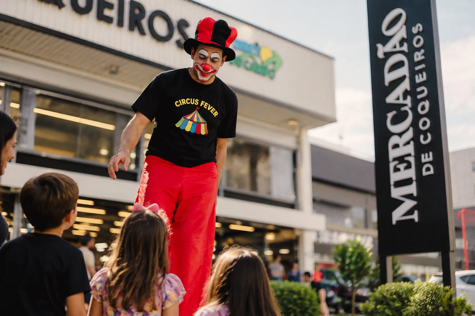 Mercadão de Coqueiros recebe show circense gratuito no Dia das Crianças 1 Mercadão de Coqueiros recebe show circense gratuito no Dia das Crianças