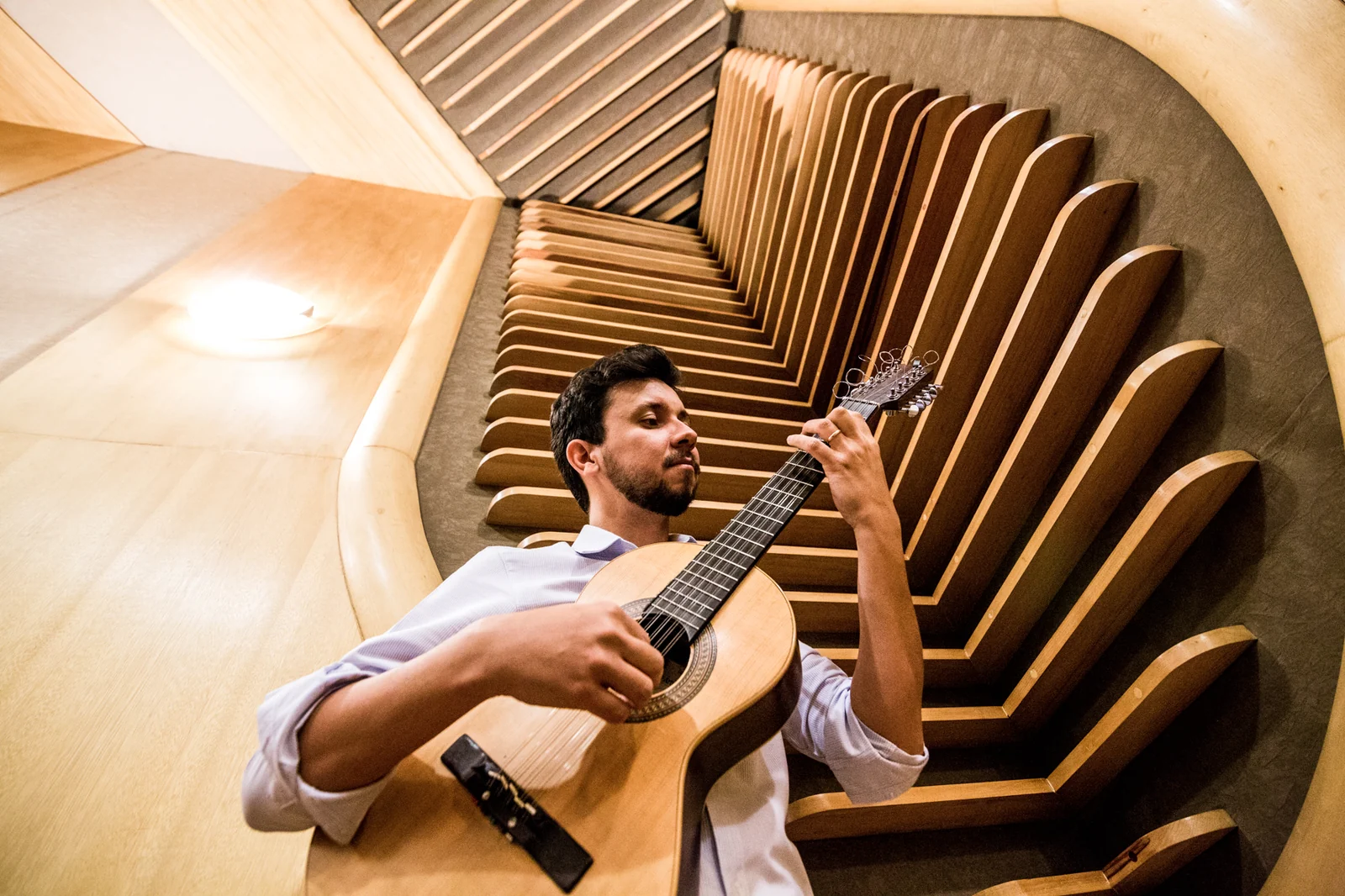 Mostra de viola reúne nova geração e mestres em shows grátis no CCBB SP