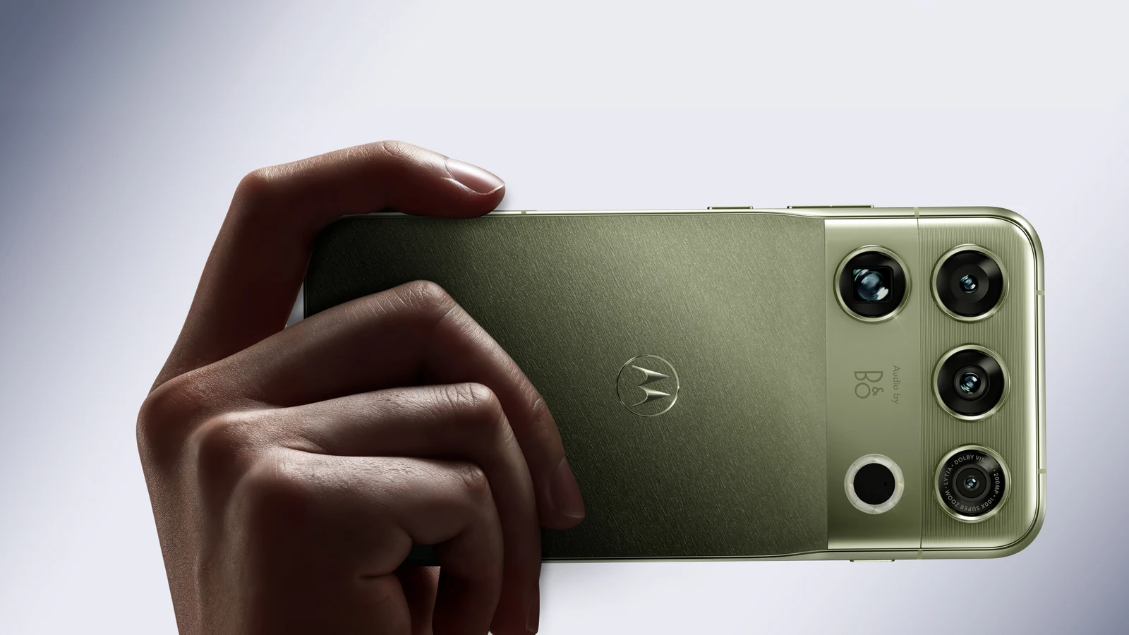 motorola lanca o primeiro smartphone do mundo com audio bang olufsen featured