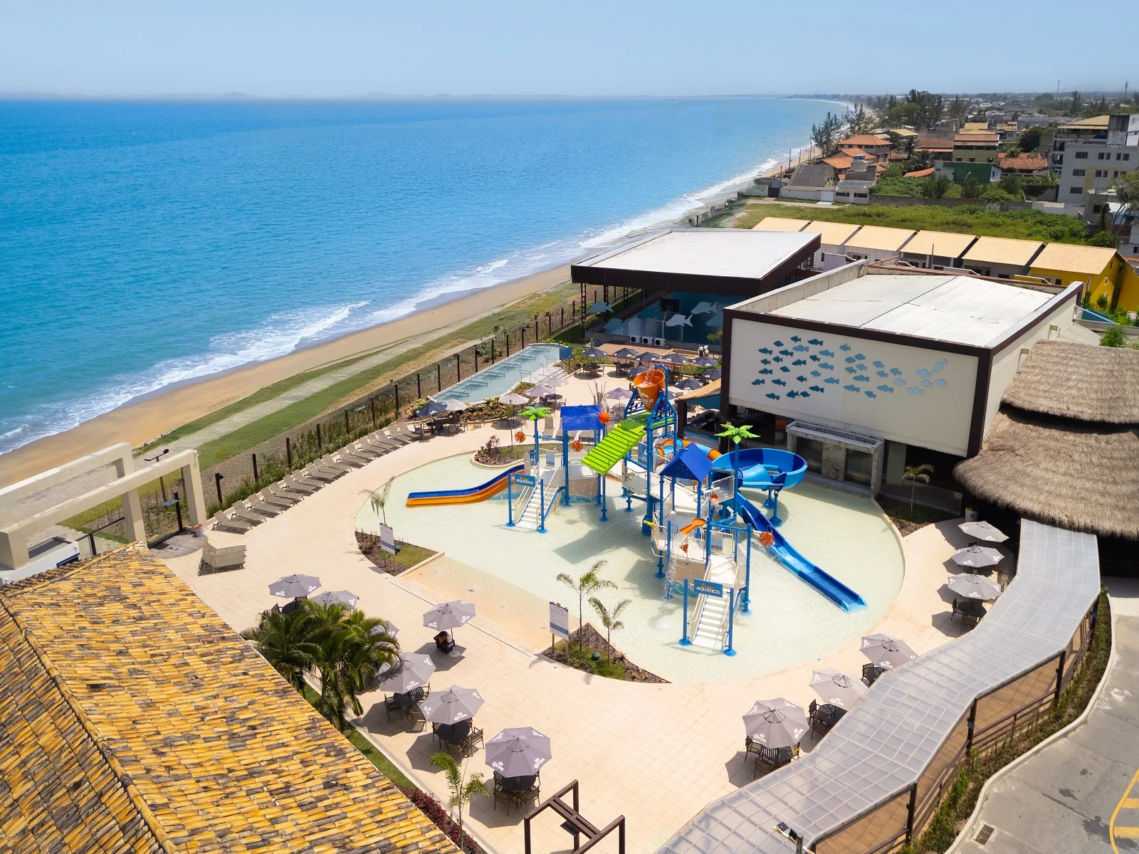 Natal entre serra e mar: resorts Vilarejo preparam ceias e programação familiar