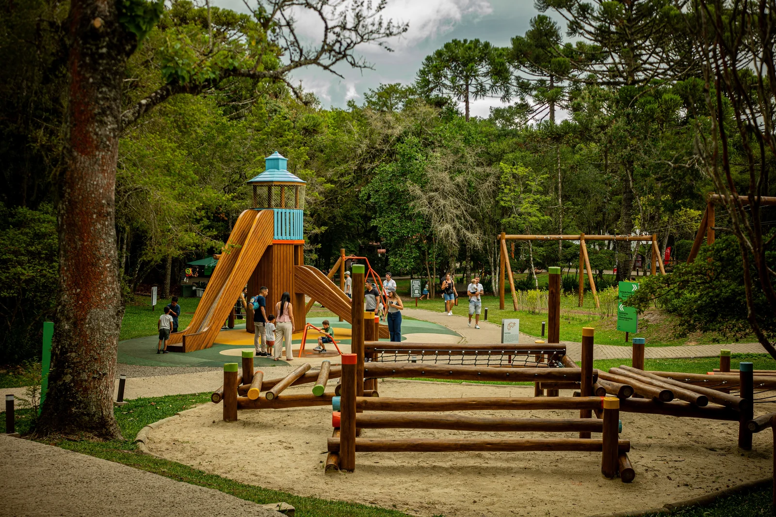 Parque do Caracol transforma natureza em arena de brincadeiras em Canela
