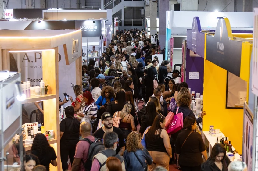 Professional Fair RJ reúne 32 mil pessoas e aquece mercado de beleza 4 Professional Fair RJ reúne 32 mil pessoas e aquece mercado de beleza