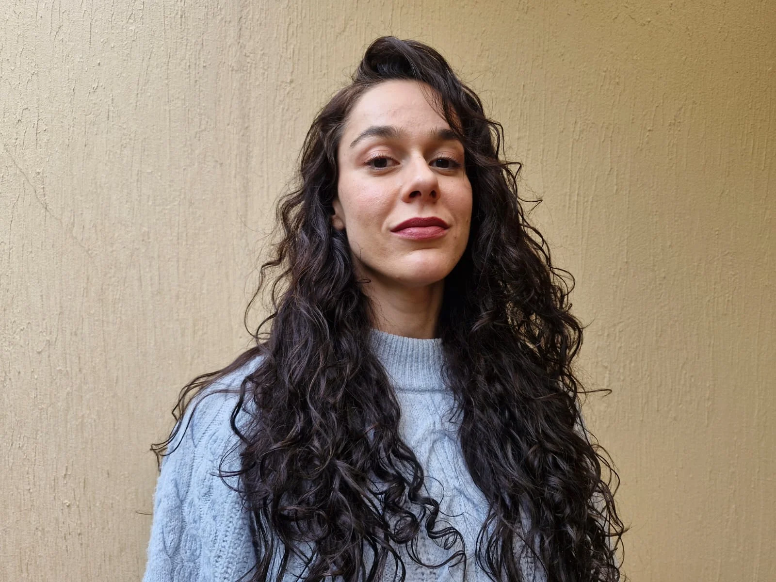 Projeto leva poesia gratuita e debate literário aos jovens em Curitiba