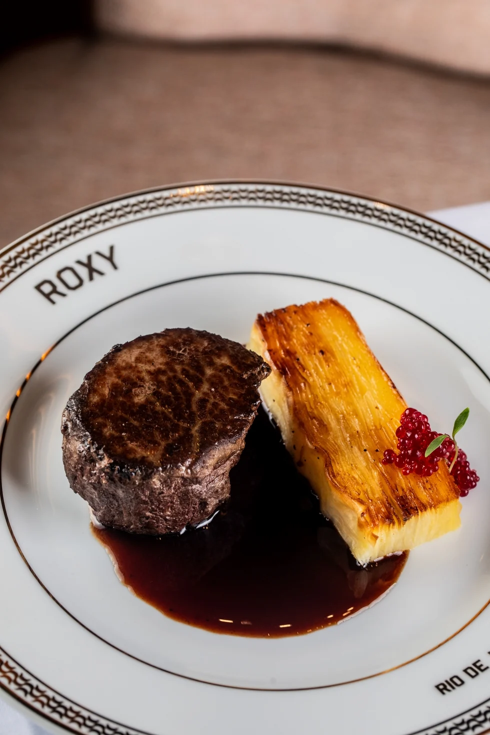 Roxy completa dois anos como potência cultural e turística de Copacabana