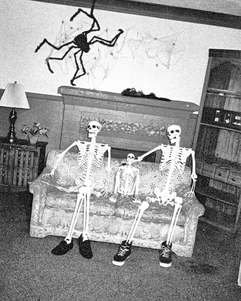 Vans leva caveiras ao dia a dia com pack de Halloween para a família 4 Vans leva caveiras ao dia a dia com pack de Halloween para a família