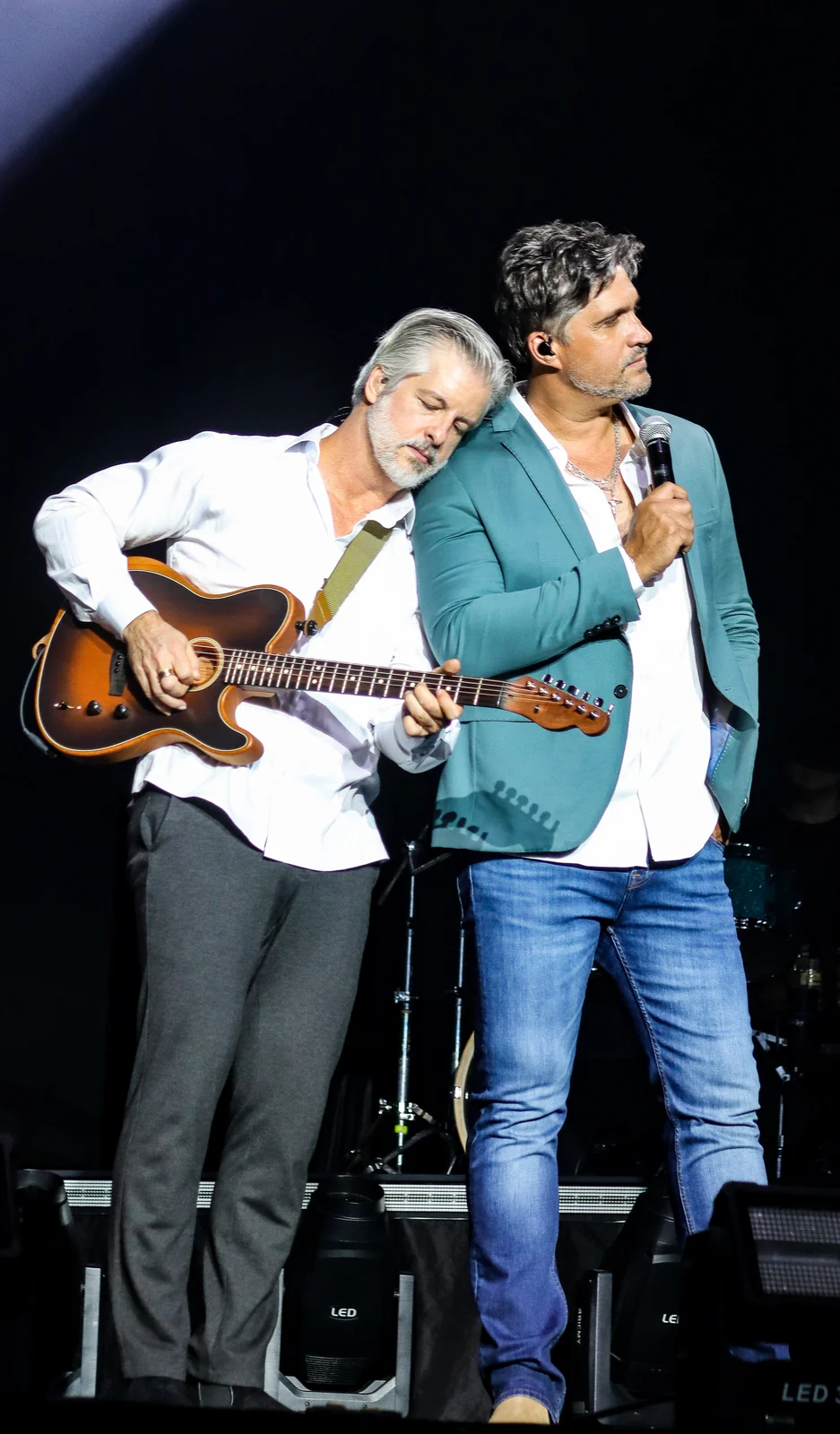 Victor & Leo entram na reta final de turnê com show no Rio de Janeiro