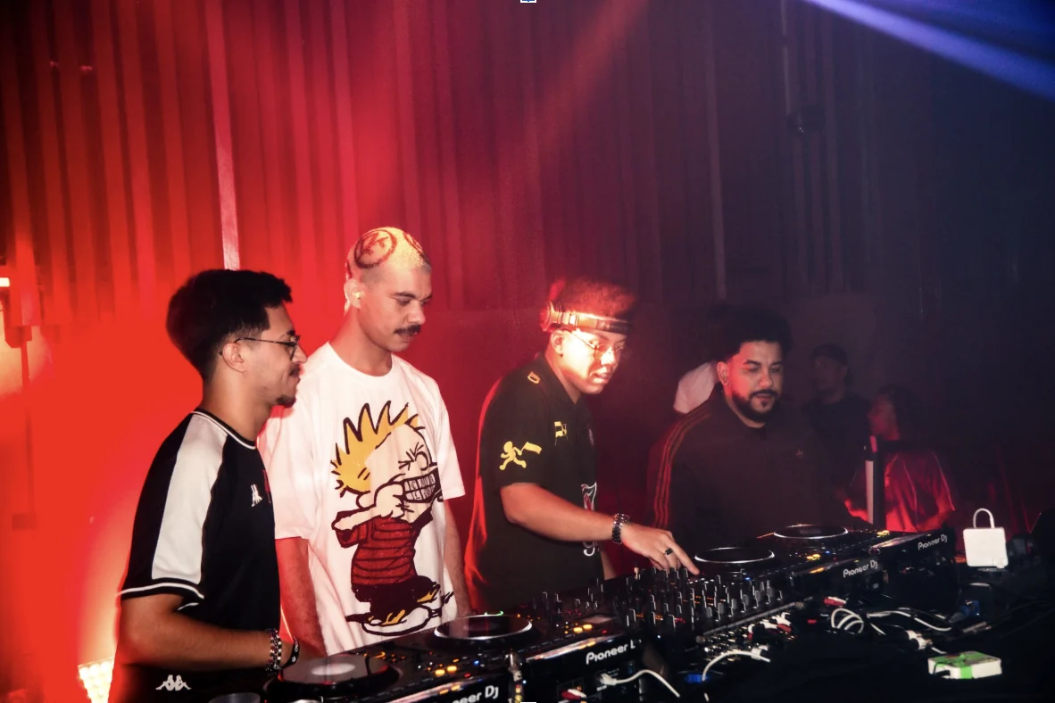 Weird Baile leva fusão de funk e eletrônica ao Lollapalooza Brasil 2027