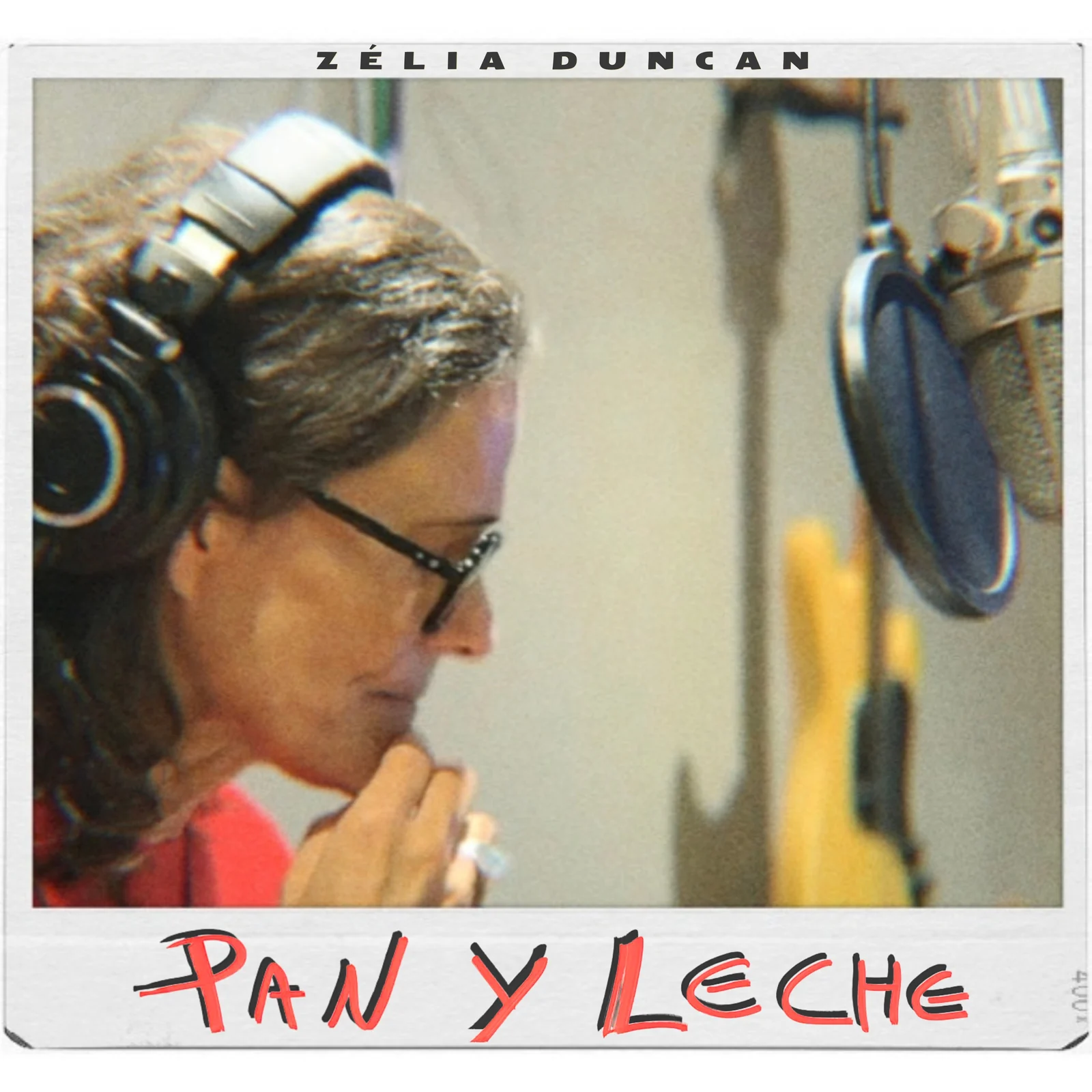 Zélia Duncan lança “Pan y Leche” às vésperas do 2º turno